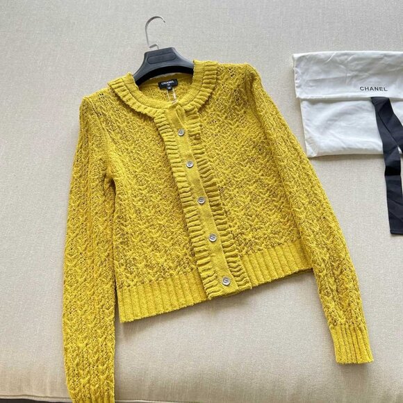 Chanel Ruffled Yellow Knit Cardigan - Picture 6 of 11
